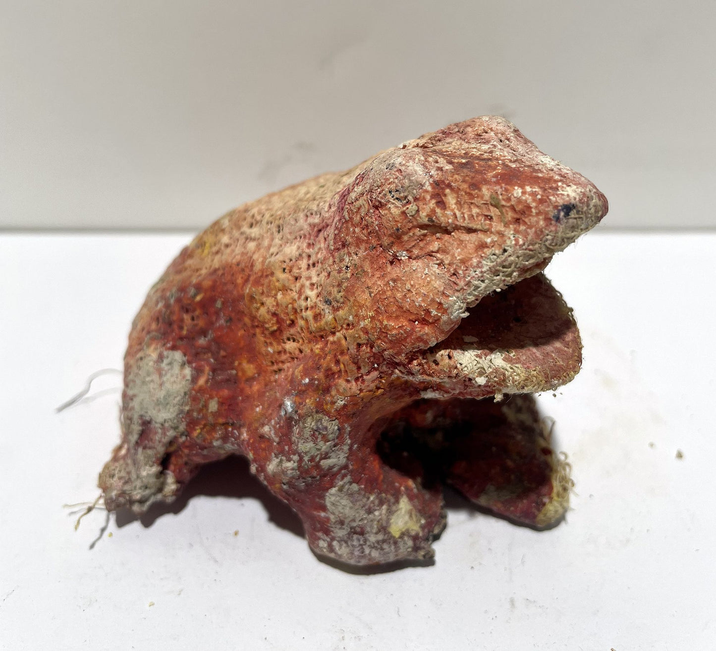 JABER El Mahjoub - La grenouille rouge - Sculpture Art Brut