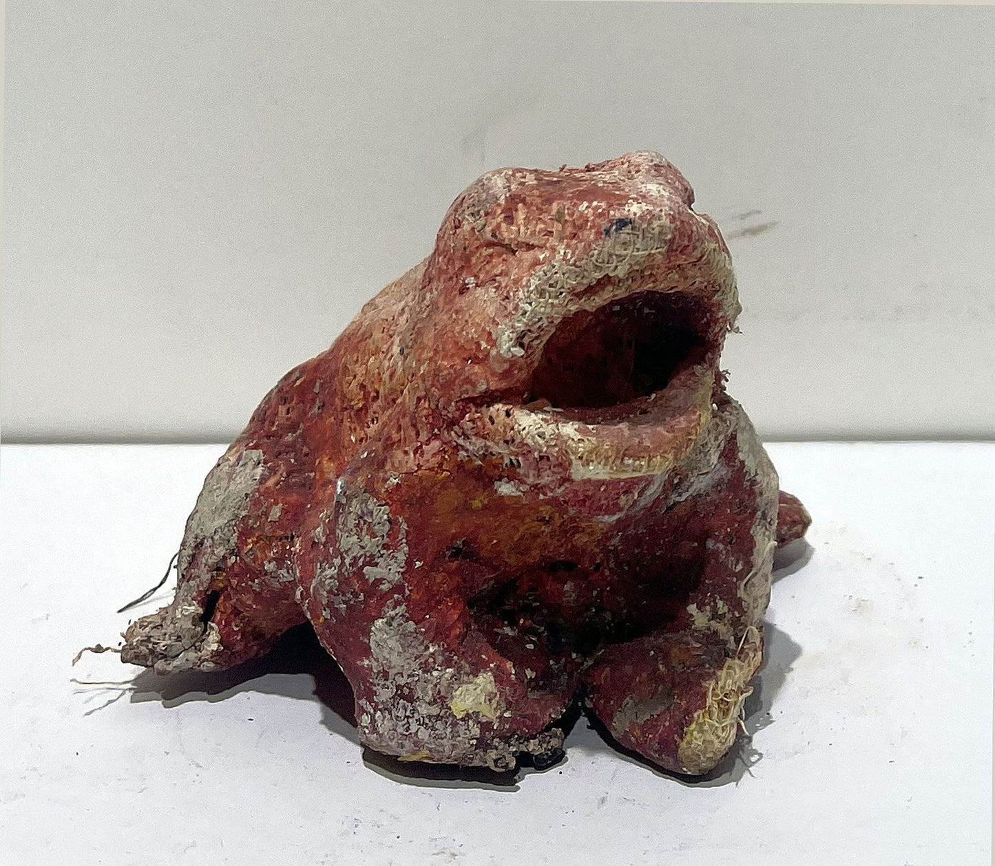 JABER El Mahjoub - La grenouille rouge - Sculpture Art Brut